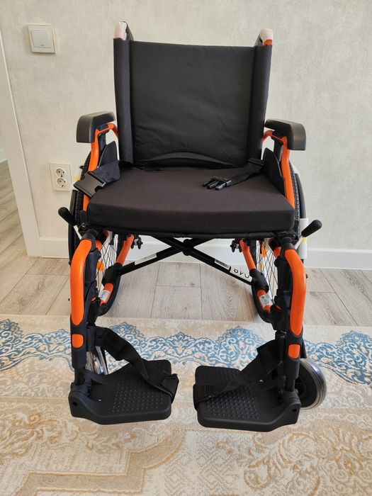 Инвалидная коляска