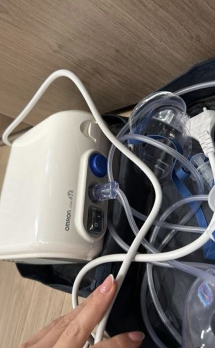 Продам инголятор омрон