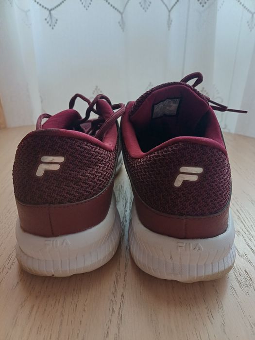 Adidasi Fila marimea 45
