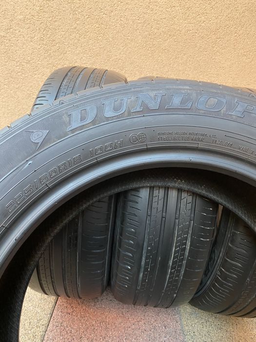 Set 4 anvelope 2 bucati225 60 18 Dunlop