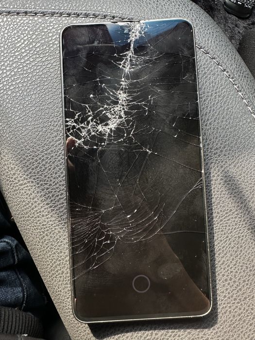 Продаю телефон РОСО Х6