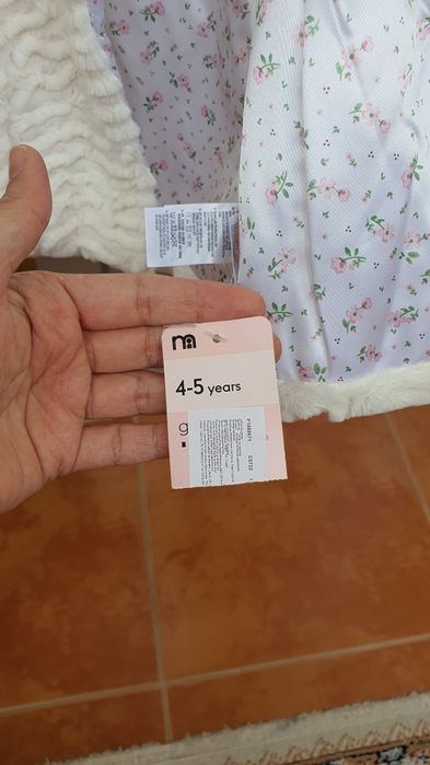 Продам шубку детскую