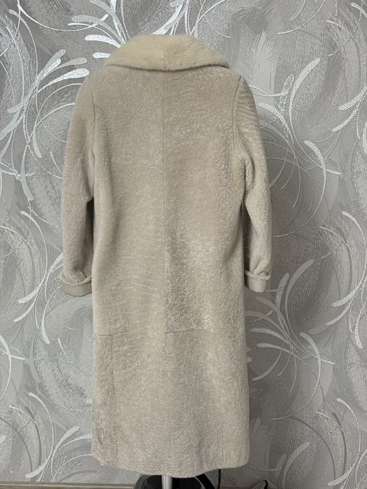 Продается верхняя одежда