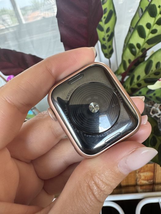 Apple Watch SE 2020
