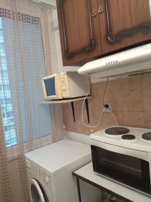 Дава се под наем Двустаен апартамент в Карлово - 50 кв.м за 250 € - Снимка #3