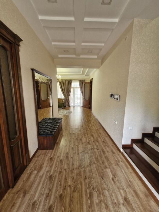 Срочно Сдается Мирзо Улугбекский р-н шикарный большой дом