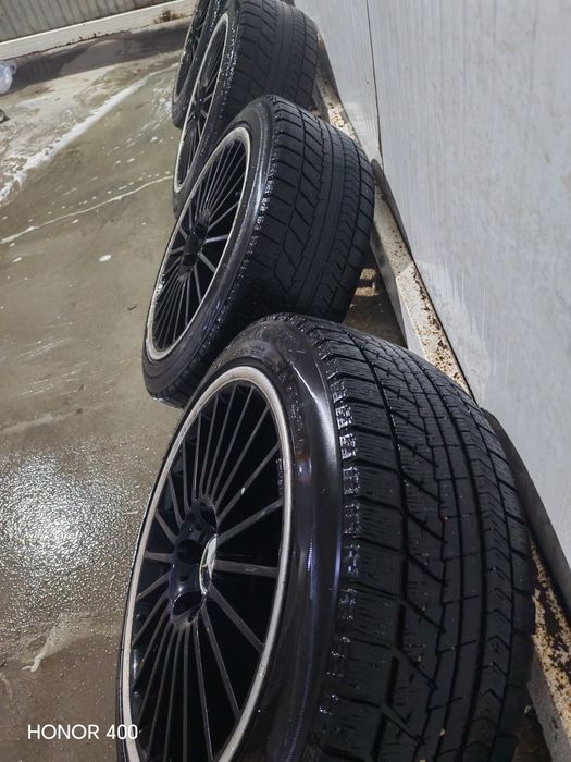 Продам диски без шин