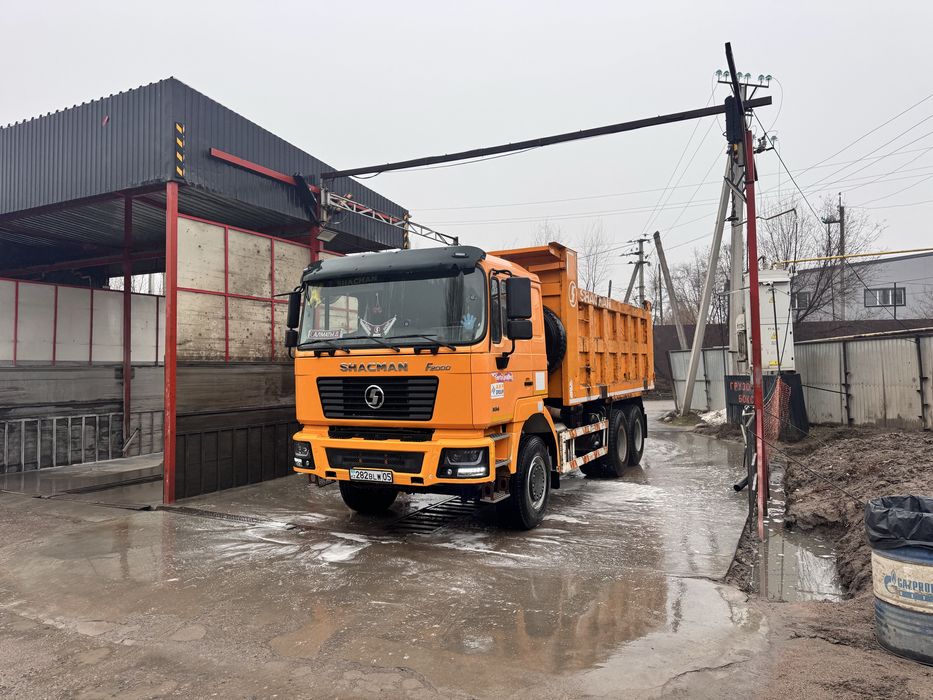 Доставка красного кирпича