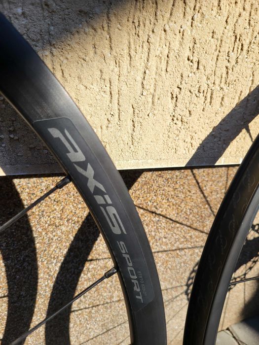 Set roti bicicleta noi 12x100/142