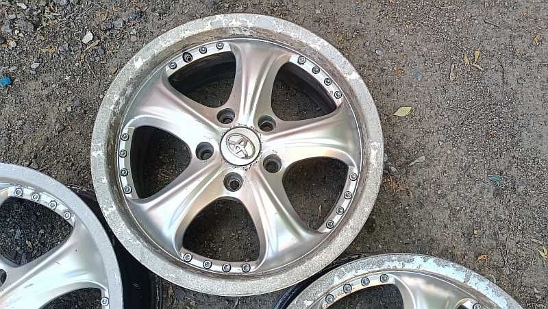 Продам легкосплавные диски