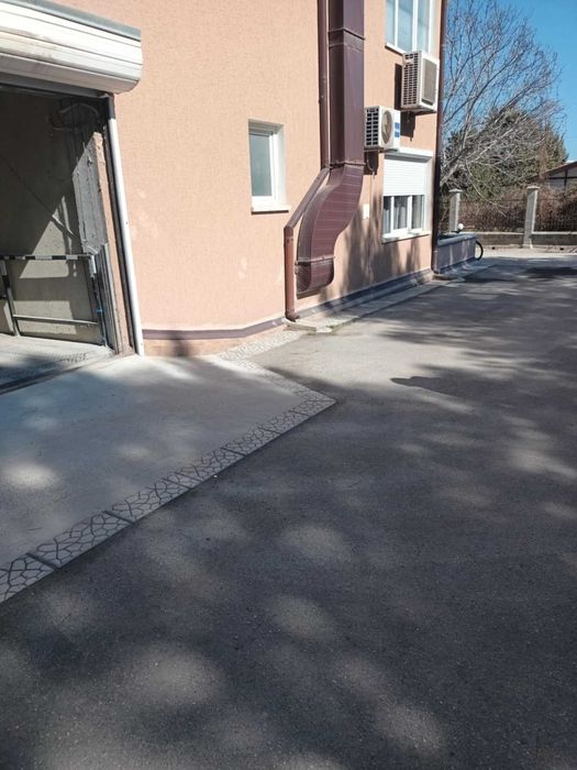 Дава се под наем Гараж / Паркомясто в к.к. Св.Св. Константин и Елена - 14 кв.м за 66.3 € - Снимка #3