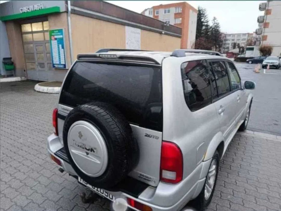 Dezmembrez Suzuki Grand Vitara XL7