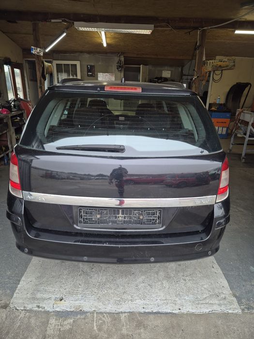 Luneta,haion opel astra h