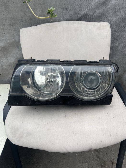 продается фара от е38