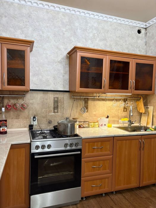 Продам мебель для кухни и зала