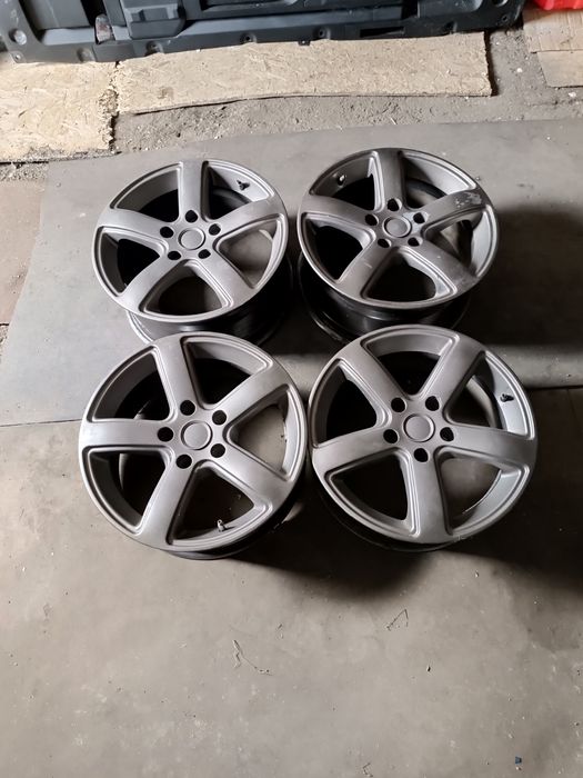 Продам автозапчасти от кароллы