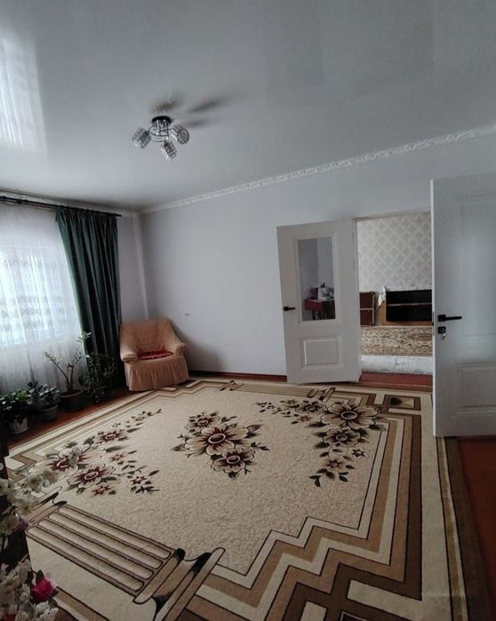 Үлкен үй сатылады