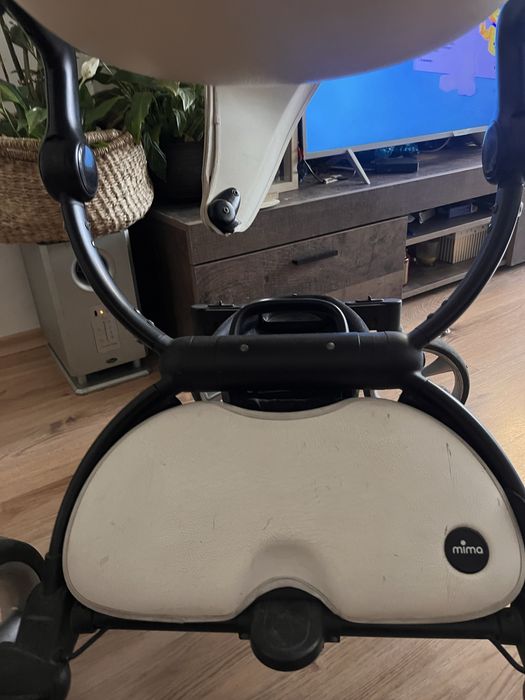 Mima xari  бебешка количка две в едно