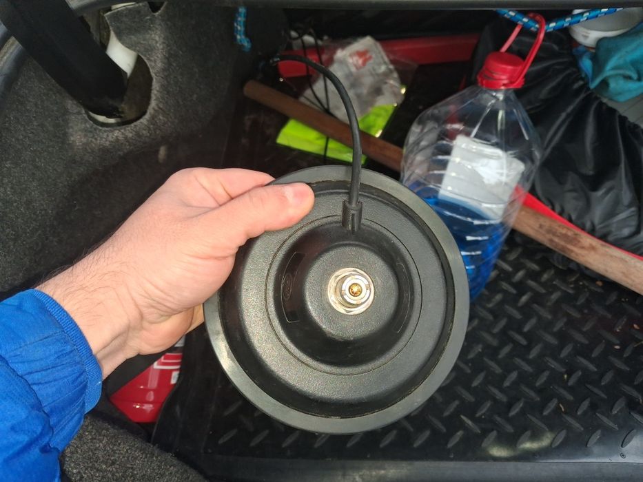 Vand statie CB Pni 8001L cu talpa antena magnetica Pni ml 145