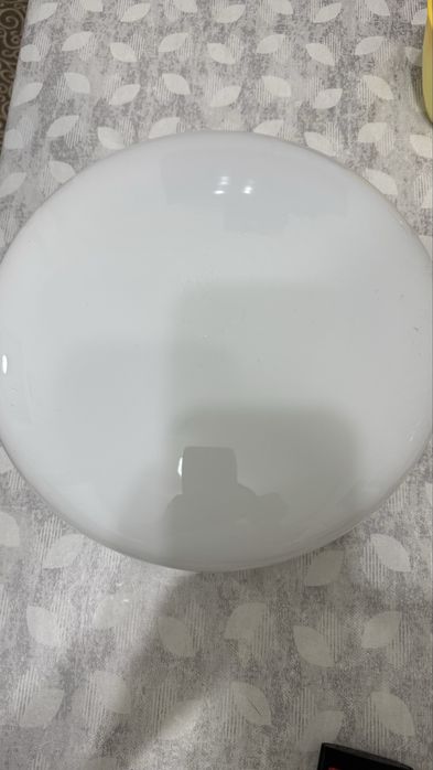 Плафон в отличном состоянии