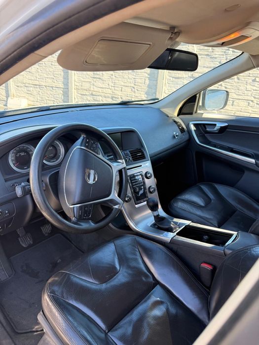 Masina Volvo xc 60