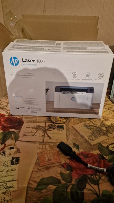Продам лазерный принтер HP LASER JET 1018