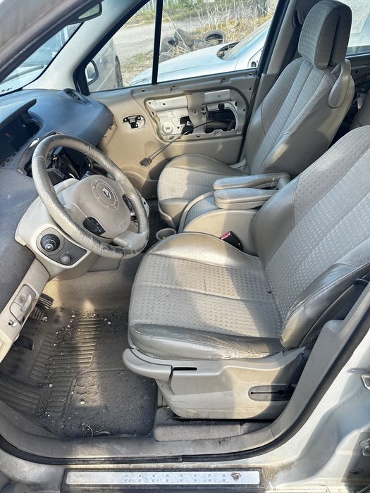 На Части! Renault Scenic 2.0 бензин