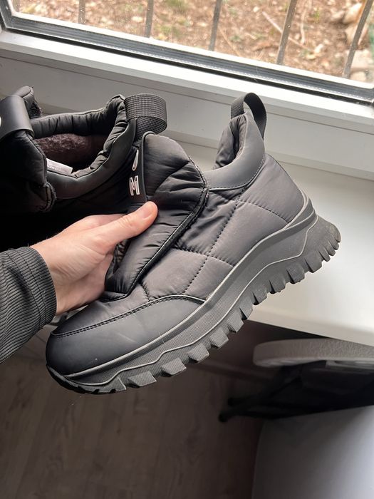 Зимнее сапоги , кроссовки