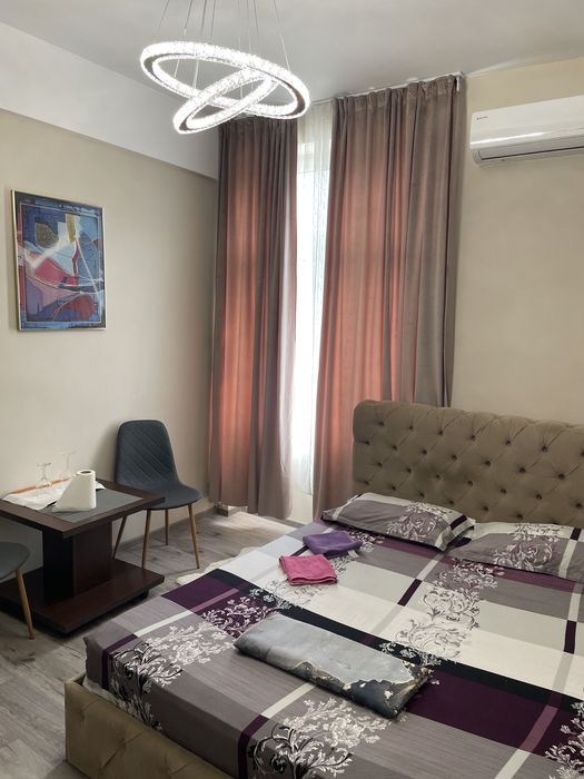 CAZARE  UNIRII    Panduri   Regina Maria  Rond Cosbuc   casa poporului
