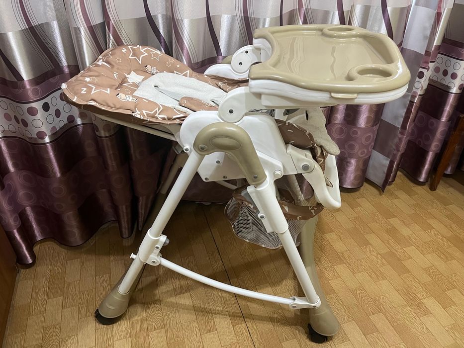Детский стул для кормления