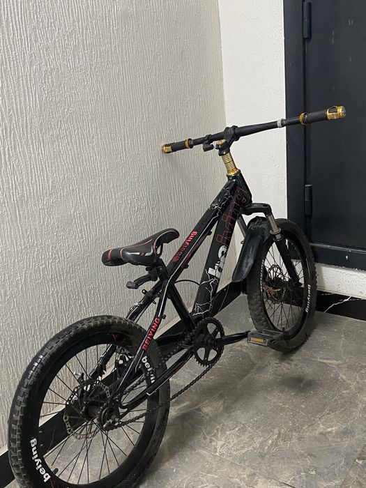 Велик для малчиков.