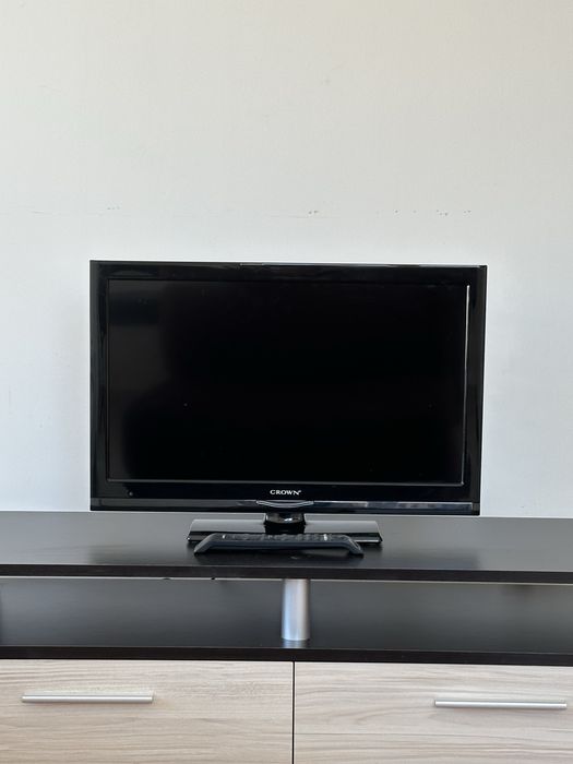 Телевизор CROWN LED 24912 – 24”, HDMI