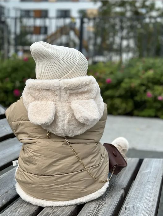 Продам детскую куртку весна-осень