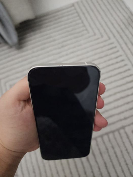 IPhone 14 va IPhone 13 pro