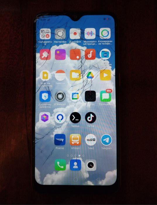 Продам Oppo A5s в рабочем состоянии