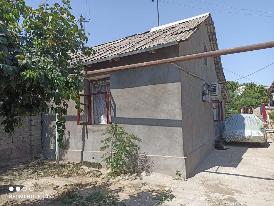 Продается дом с участком