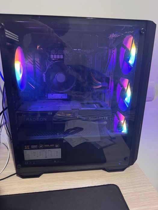 Pc gaming rx6600 ryzen 5 5600 Sangeorgiu de Mures • OLX.ro