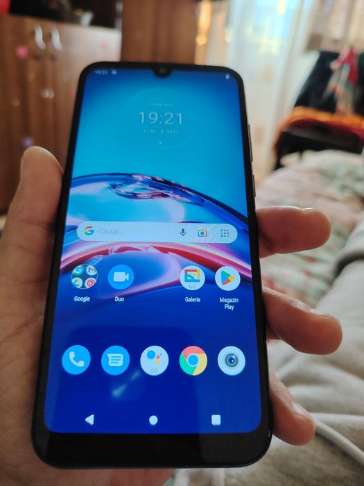 Vând Motorola e6i 32/2 ram