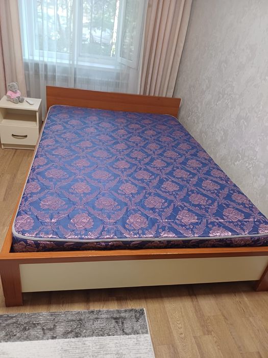 Кровать двухспальная