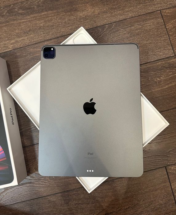 Apple iPad Pro 12.9 5th Gen