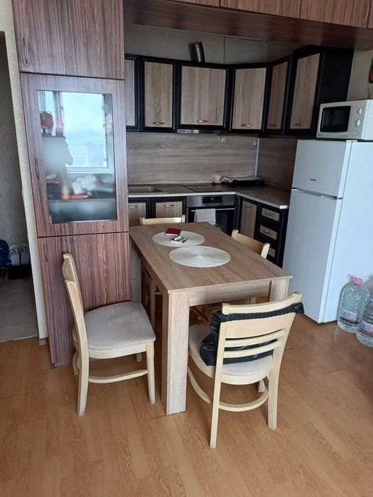 Едностаен  тухлен обзаведен апартамент в квартал Владиславово-Касабова