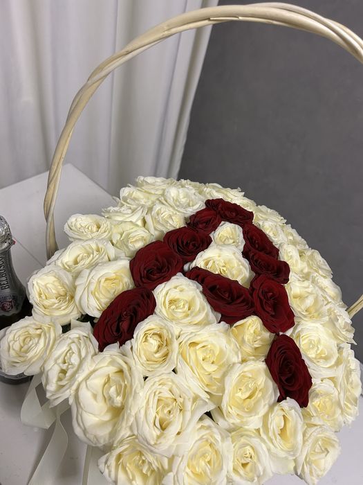 цветы розы 51 штук