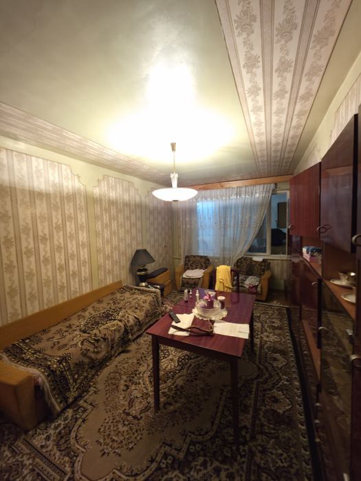 Продам квартиру в Домбрабад, ориентир школа 188 3х комнатная без ремон