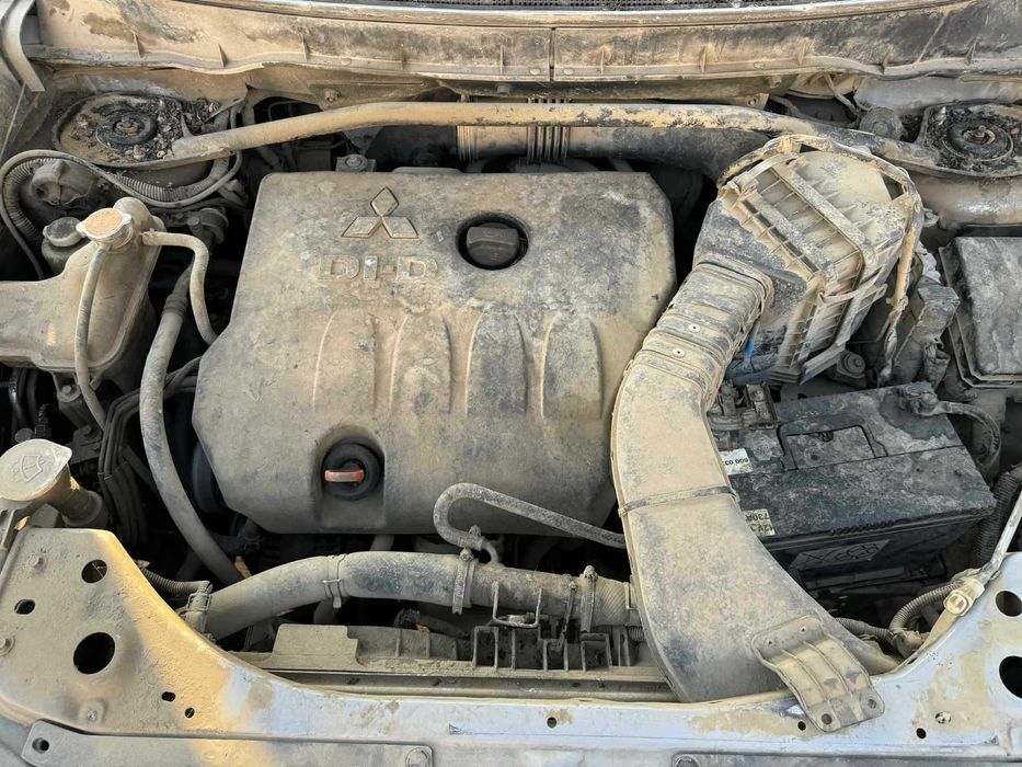 Мицубиши Аутлендър