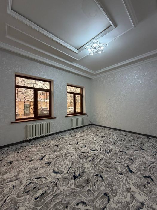 Круг Рохат Олмос Махалля  Дом 8 соток