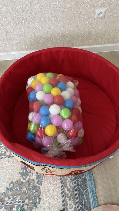 Детский игровой бассейн