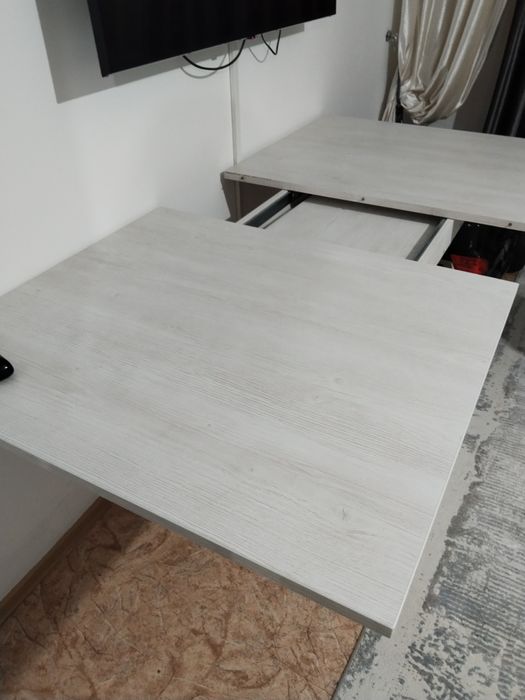 Продам стол в отличном состоянии!