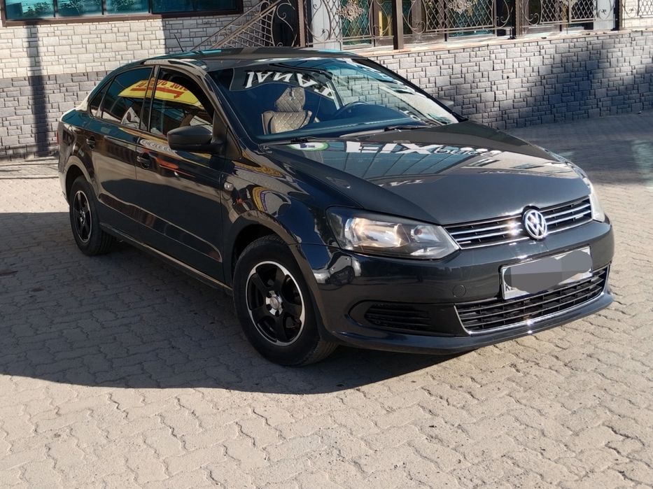 Продам авто поло седан
