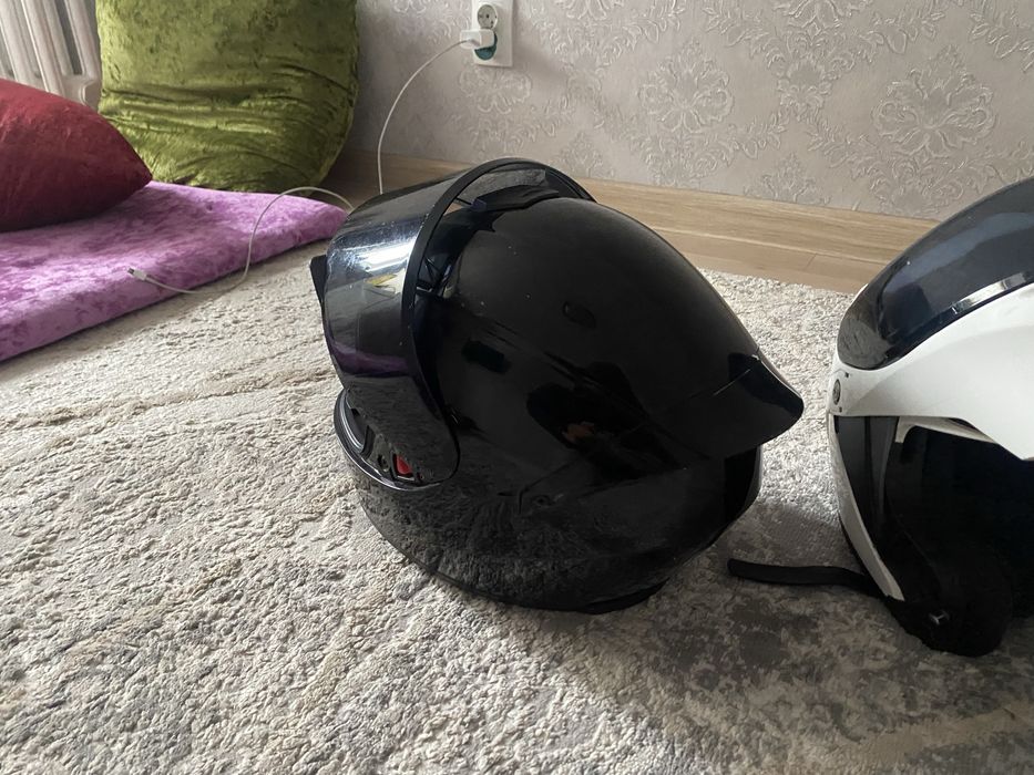 Мотошлем продам не дорого