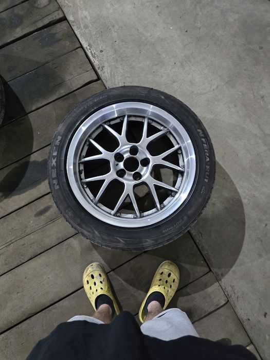 Vând jante+anvelope de vara 114,3-225 50 r18